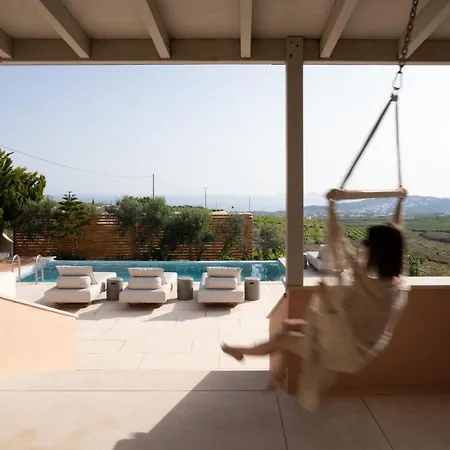 Southwest Villa Pýrgos